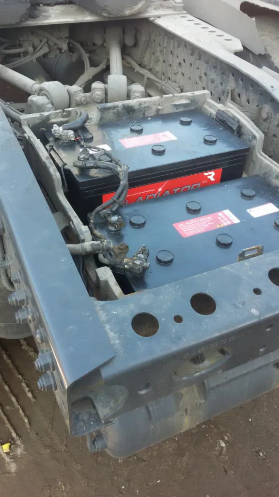 Грузовые аккумуляторы для установки на заднюю ось