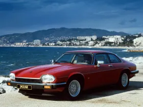 XJS